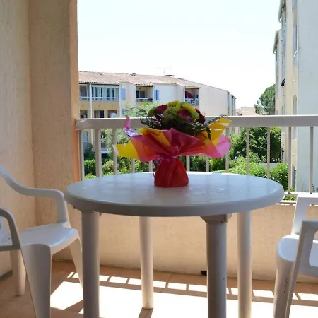 Appt A Avec Piscine, Proche Commerces, 4 Pers, 2 Pieces - Fr-1-226a-366 Fréjus